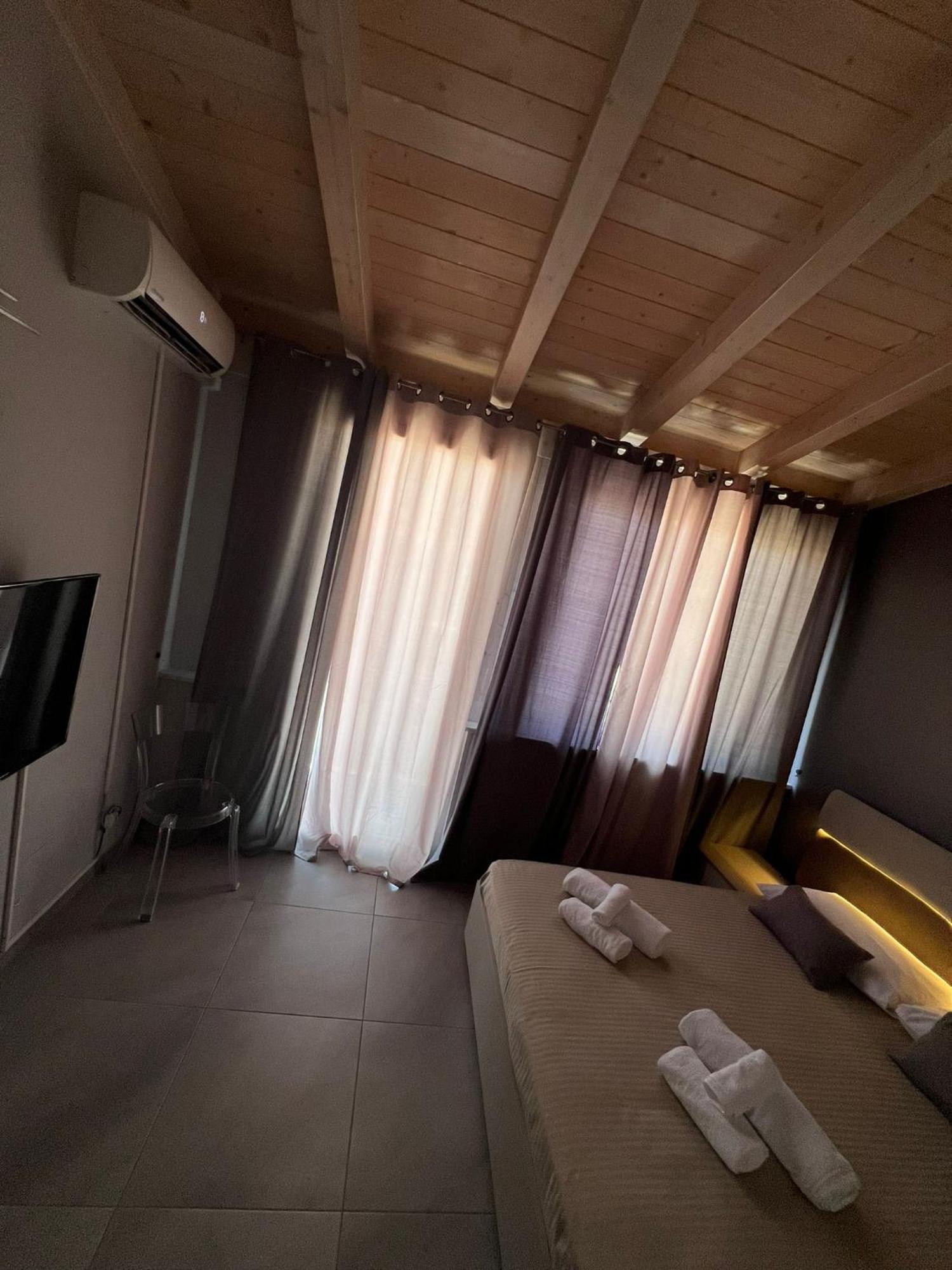 La Piazzetta A Mare Holiday House Сферакавало Екстериор снимка